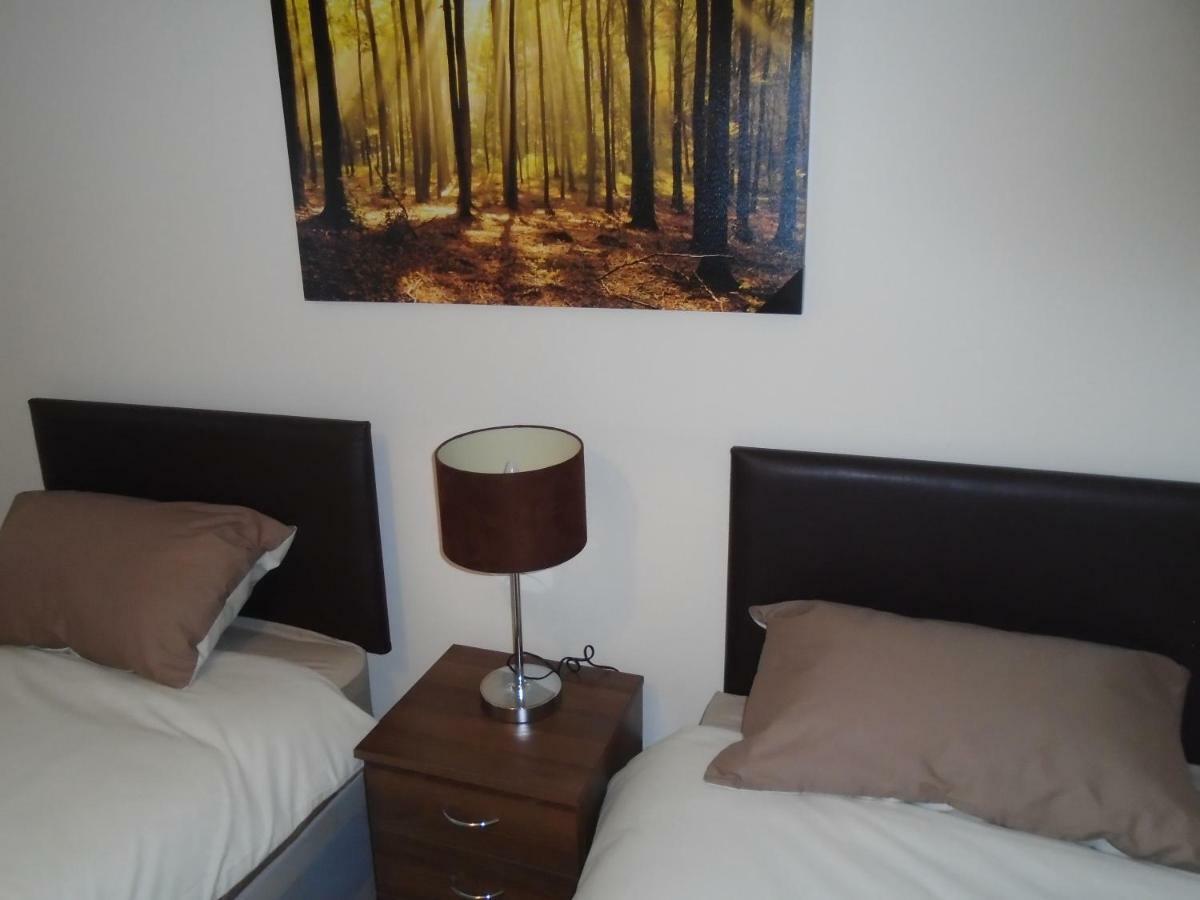Clydebank Apartment Glasgow Esterno foto