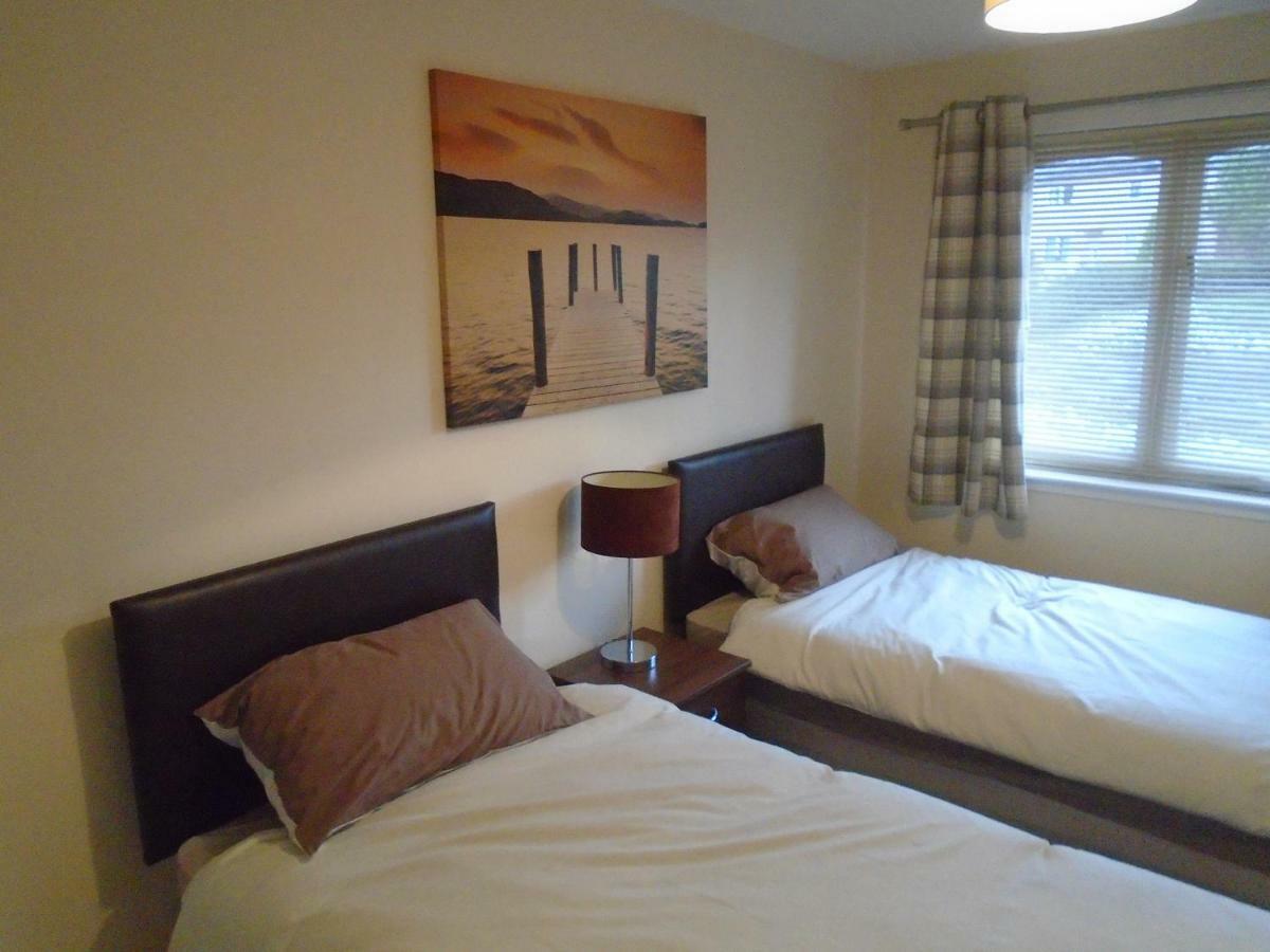 Clydebank Apartment Glasgow Esterno foto